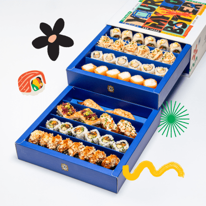 The One with 44 pieces Ultimate Friends Box